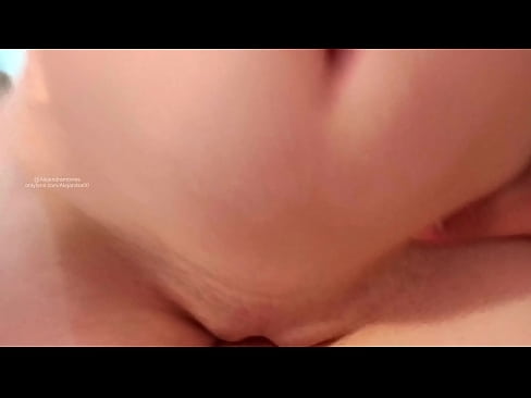 ❤️ Nukuin siskoni huoneessa ja niin heräsin siihen ❤ Porno at us fi.zoomporno.ru