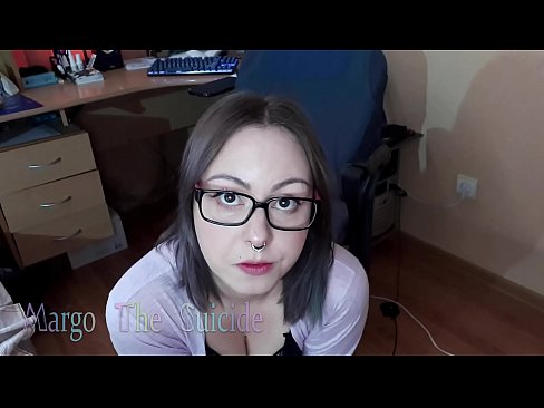 ❤️ Seksikäs tyttö lasit päässä imee dildoa syvälle kameraan ❤ Porno at us fi.zoomporno.ru